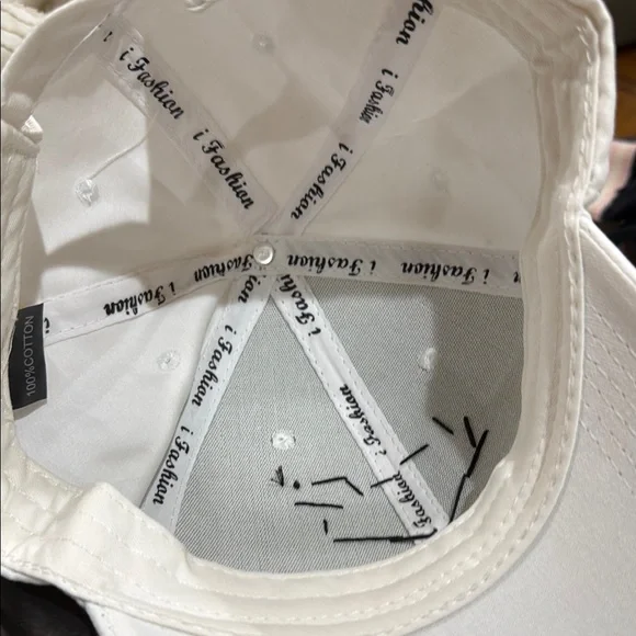 Embellished White Cap with Bee Design - Picture 2 of 2